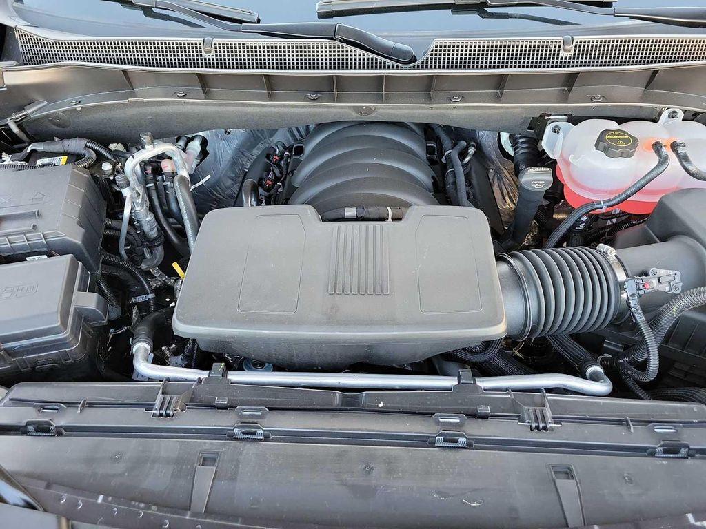 new 2025 Chevrolet Suburban car, priced at $86,310