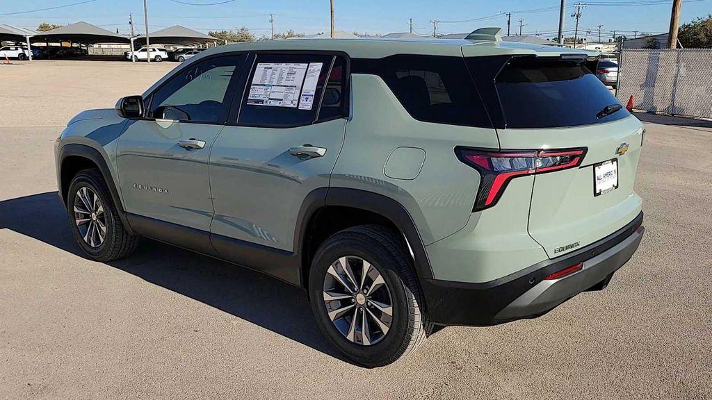 new 2026 Chevrolet Equinox car, priced at $30,495