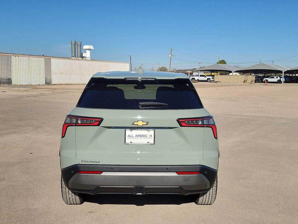 new 2026 Chevrolet Equinox car, priced at $30,495