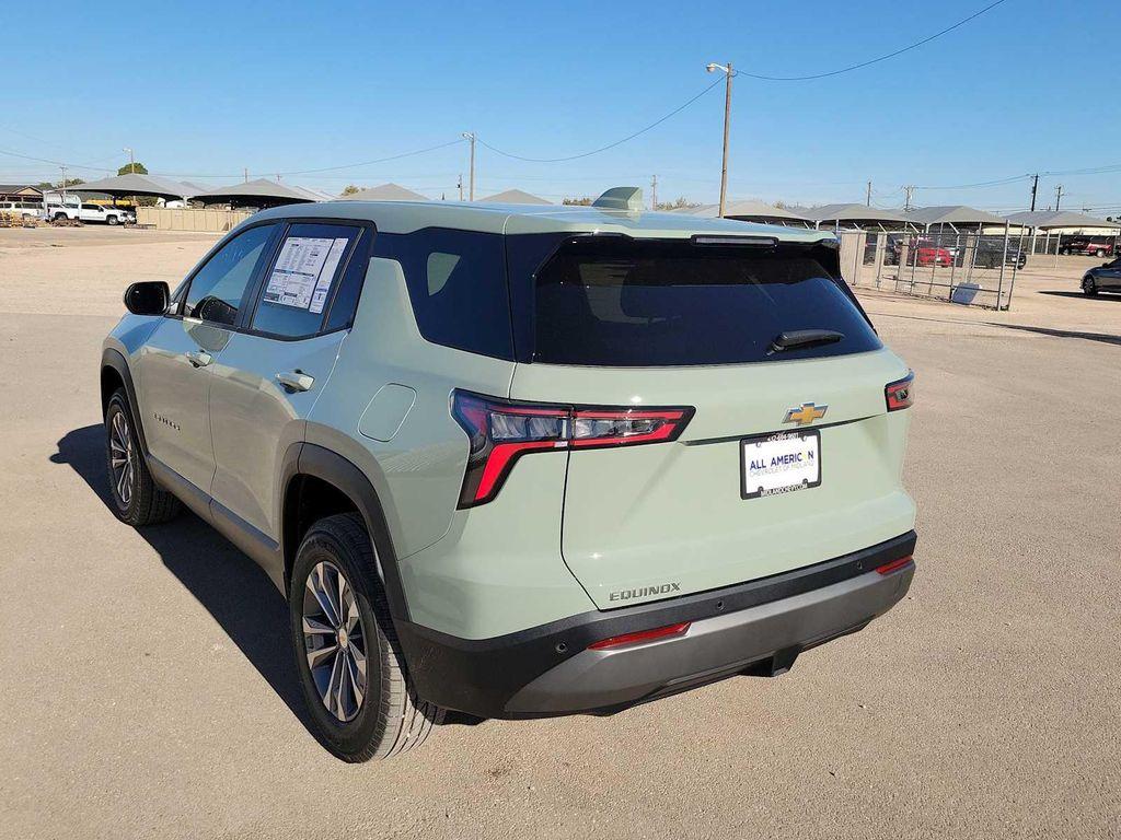 new 2026 Chevrolet Equinox car, priced at $30,495