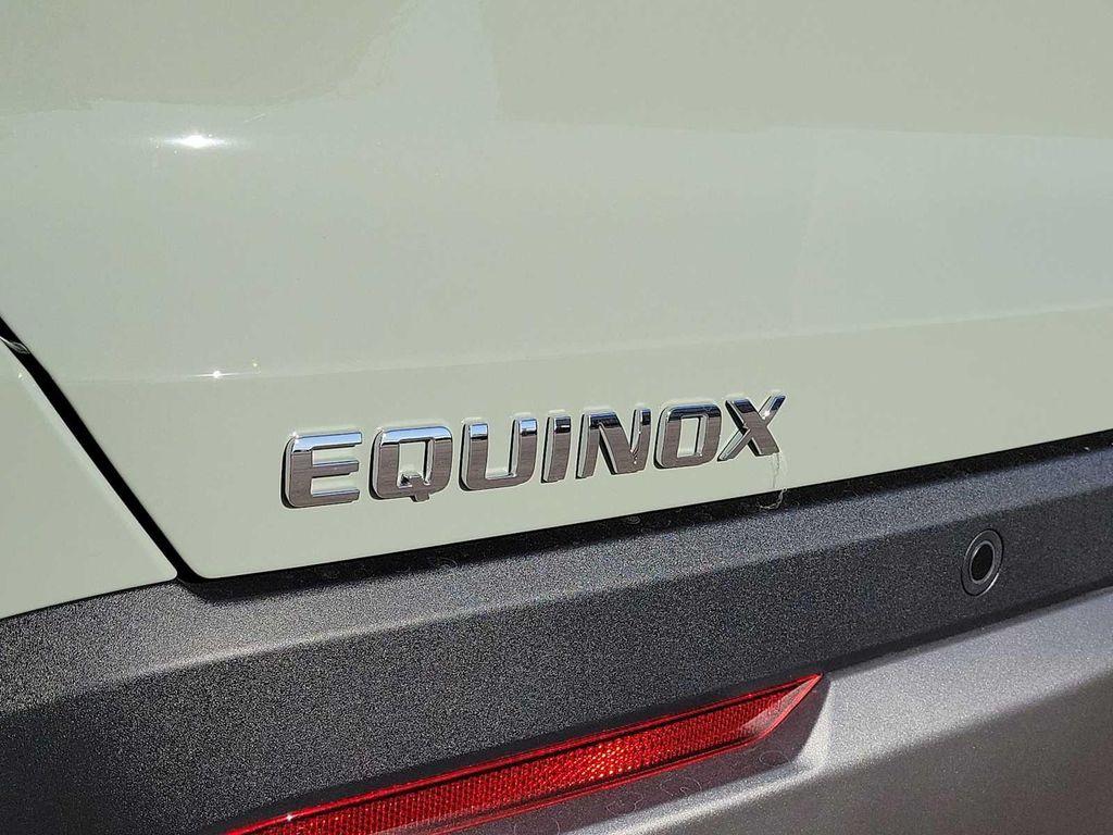 new 2026 Chevrolet Equinox car, priced at $30,495