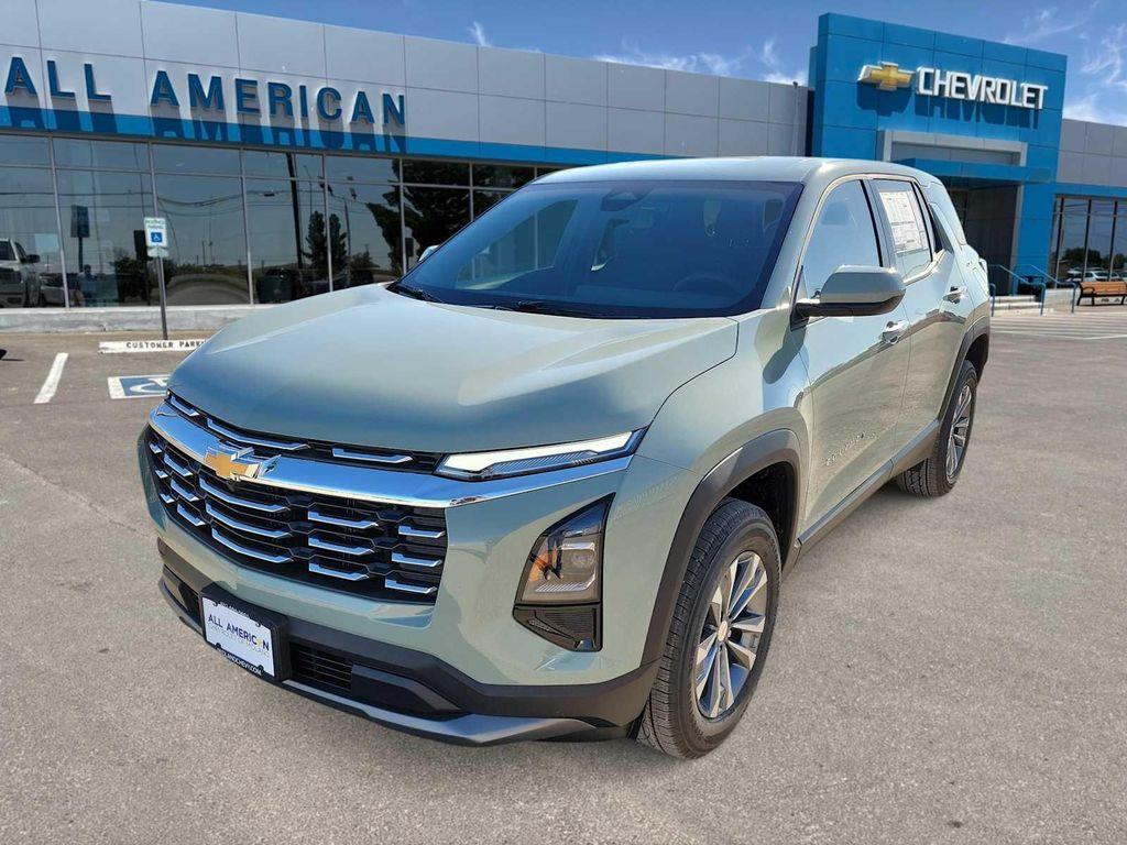 new 2026 Chevrolet Equinox car, priced at $30,495