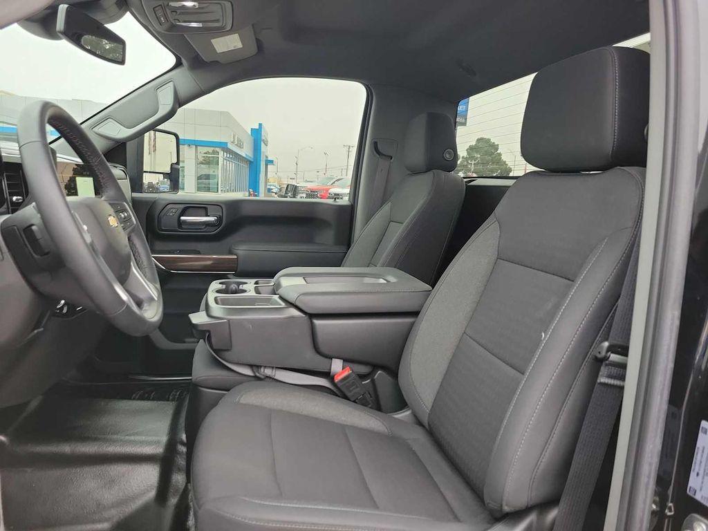 new 2024 Chevrolet Silverado 2500 car, priced at $64,250