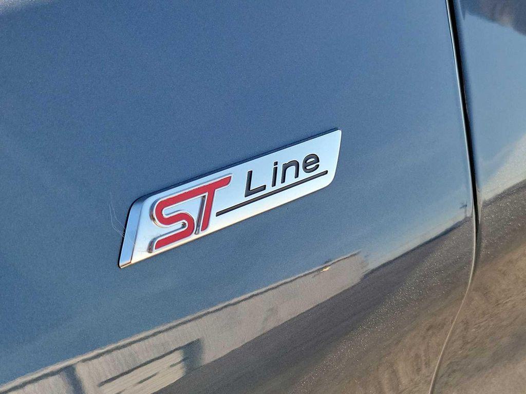 used 2025 Ford Explorer car, priced at $44,000