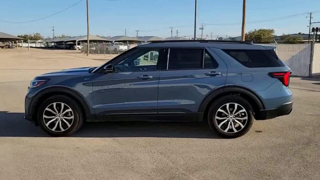 used 2025 Ford Explorer car, priced at $44,000