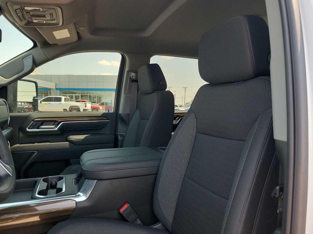 new 2026 Chevrolet Silverado 3500 car, priced at $76,565