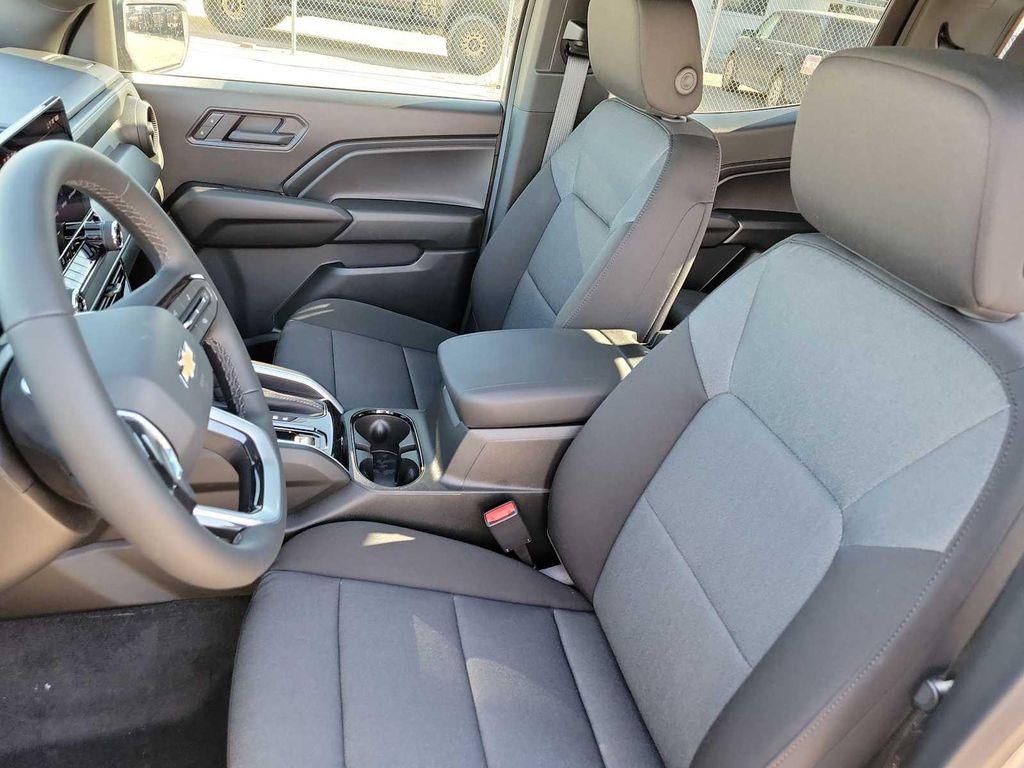 new 2026 Chevrolet Colorado car, priced at $34,040