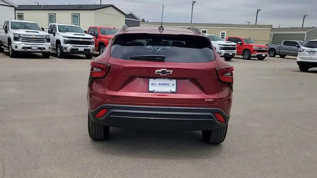 new 2025 Chevrolet Trax car, priced at $27,585