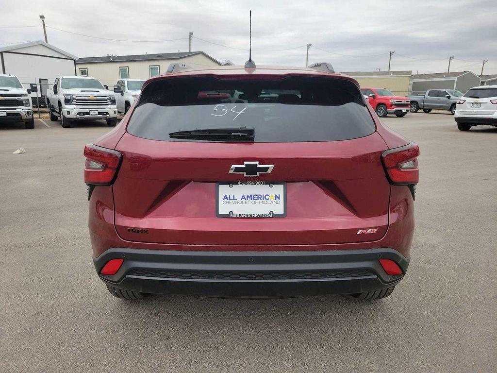 new 2025 Chevrolet Trax car, priced at $27,585