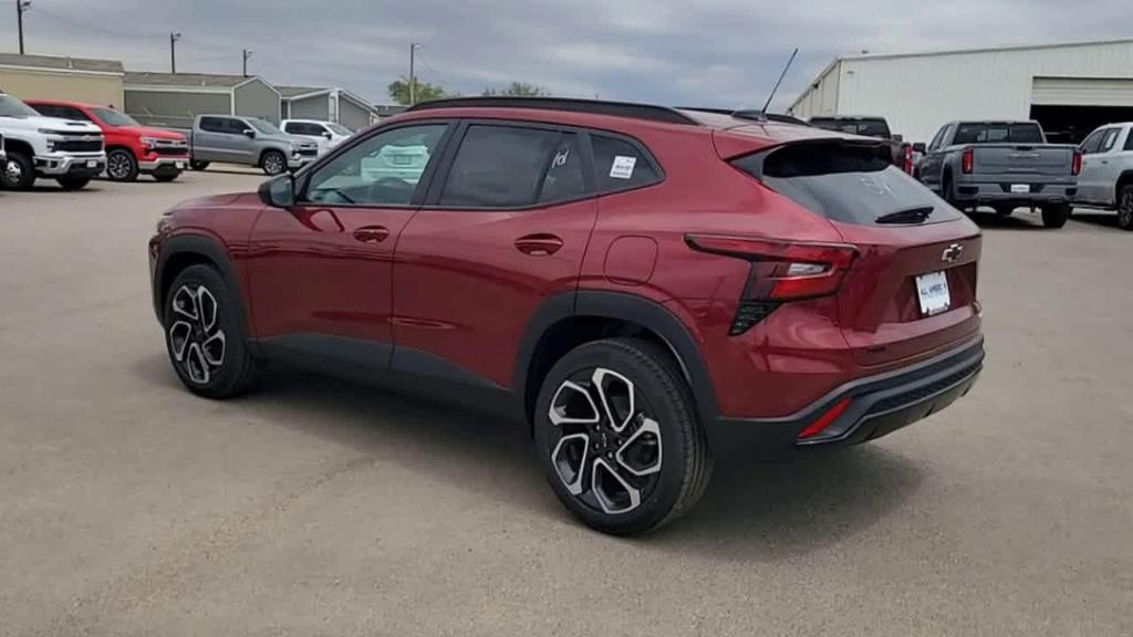 new 2025 Chevrolet Trax car, priced at $27,585