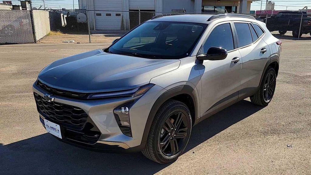 new 2025 Chevrolet Trax car, priced at $26,690