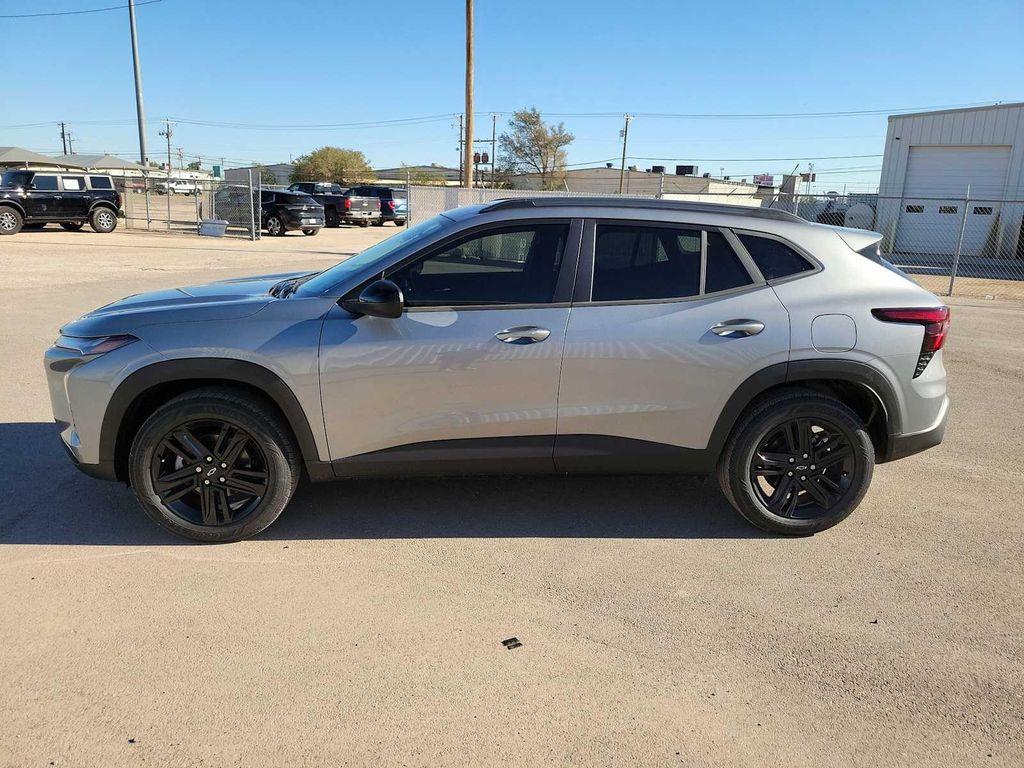 new 2025 Chevrolet Trax car, priced at $26,690