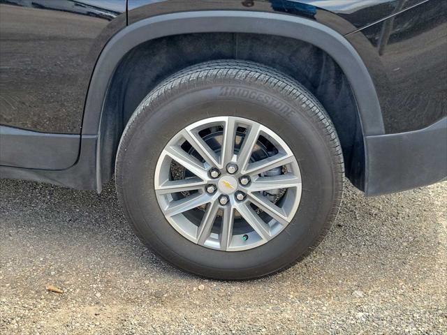 used 2023 Chevrolet Traverse car, priced at $36,995