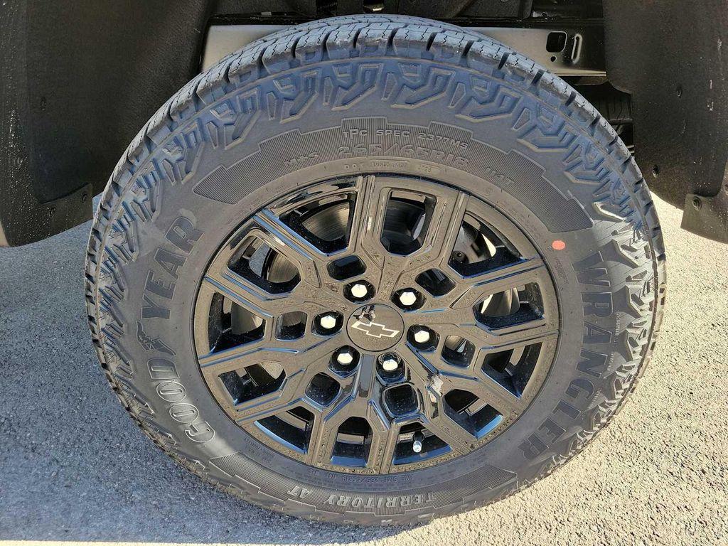 new 2026 Chevrolet Colorado car, priced at $41,995