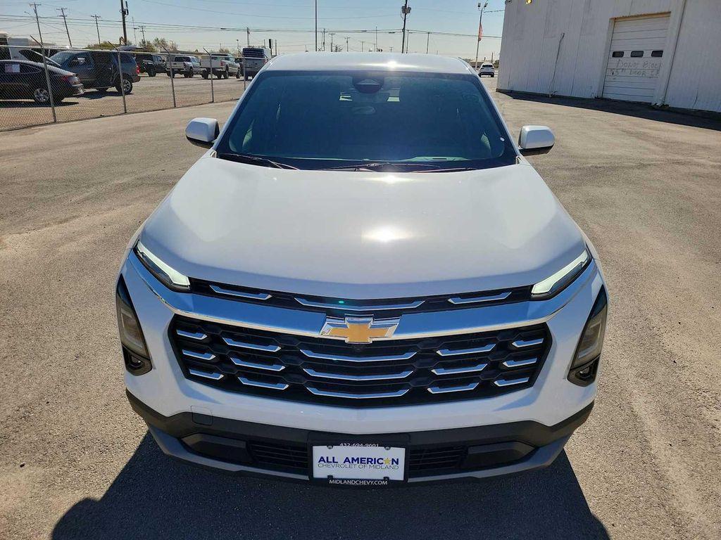 new 2026 Chevrolet Equinox car, priced at $31,765
