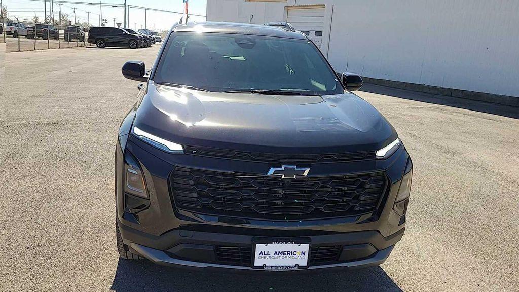 new 2026 Chevrolet Equinox car, priced at $35,085