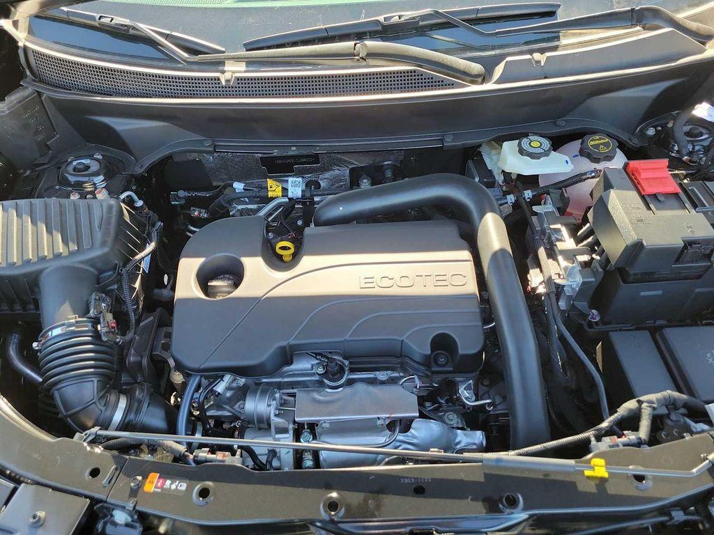 new 2026 Chevrolet Equinox car, priced at $35,085