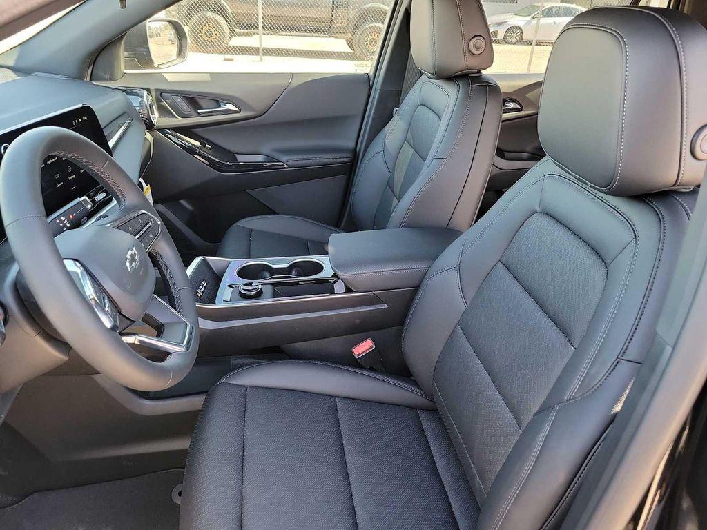 new 2026 Chevrolet Equinox car, priced at $35,085