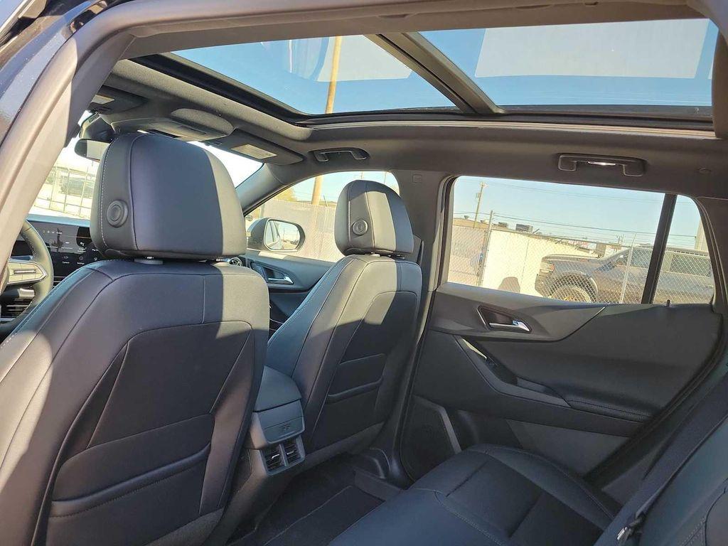 new 2026 Chevrolet Equinox car, priced at $35,085