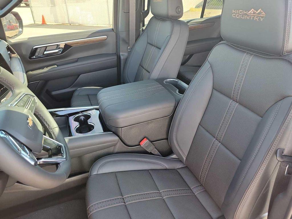 new 2025 Chevrolet Tahoe car, priced at $86,500