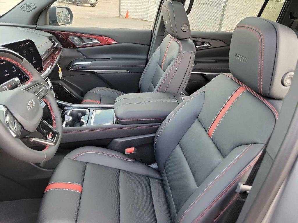 new 2026 Chevrolet Traverse car, priced at $58,795