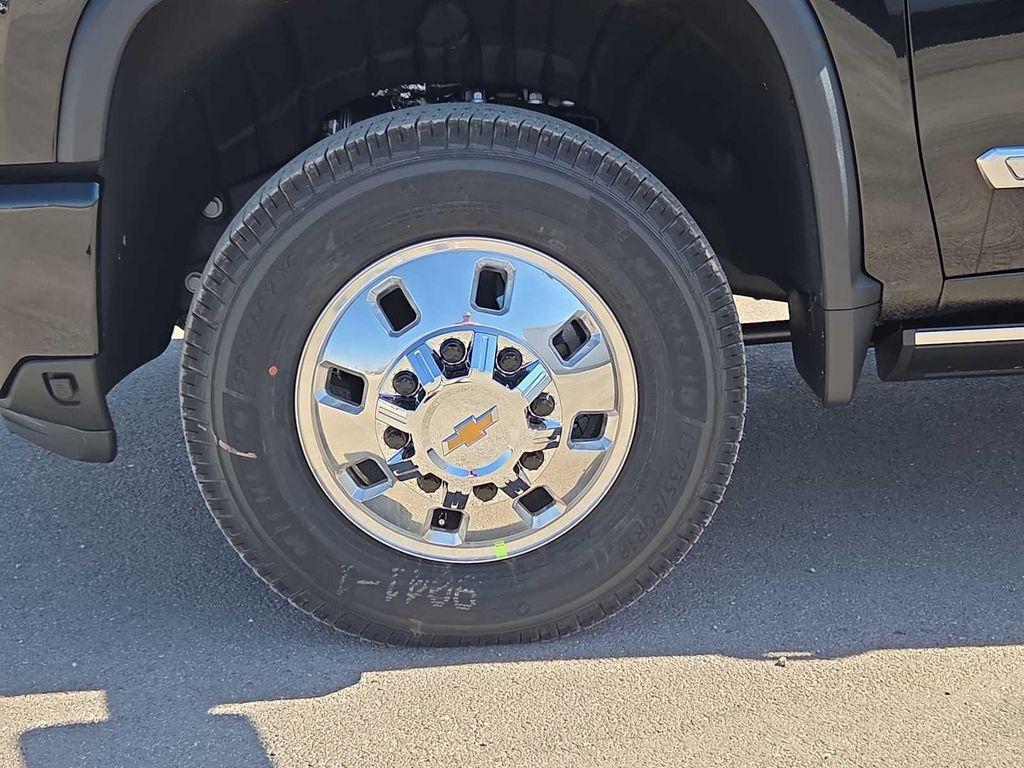 new 2026 Chevrolet Silverado 3500 car, priced at $91,975