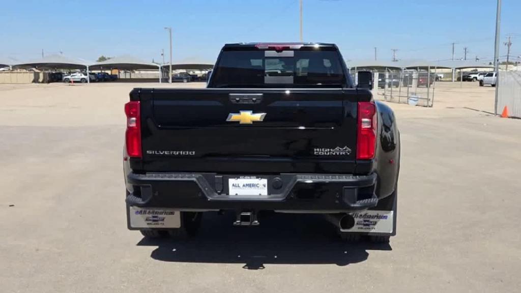 new 2026 Chevrolet Silverado 3500 car, priced at $91,975