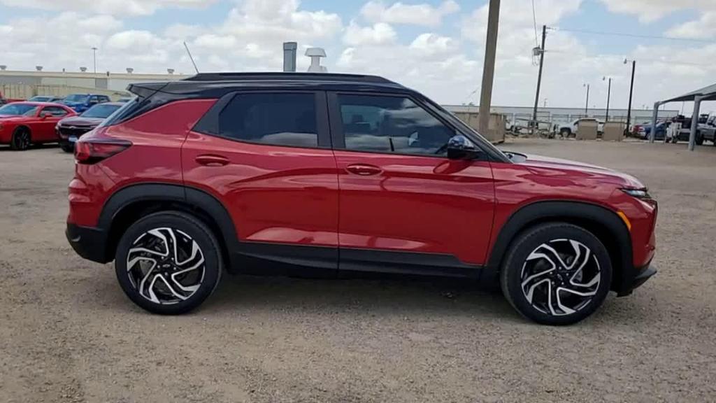 new 2026 Chevrolet TrailBlazer car, priced at $33,270