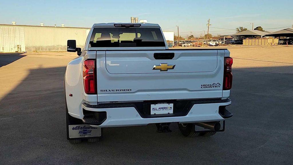 new 2026 Chevrolet Silverado 3500 car, priced at $92,970