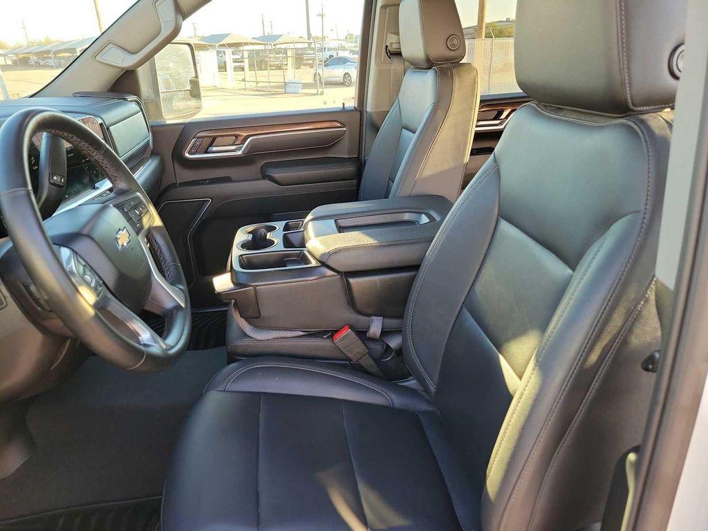 used 2025 Chevrolet Silverado 3500 car, priced at $69,500