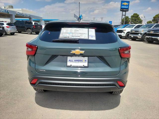 new 2025 Chevrolet Trax car, priced at $22,890