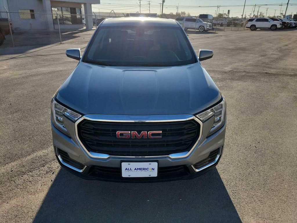 used 2024 GMC Terrain car, priced at $26,000