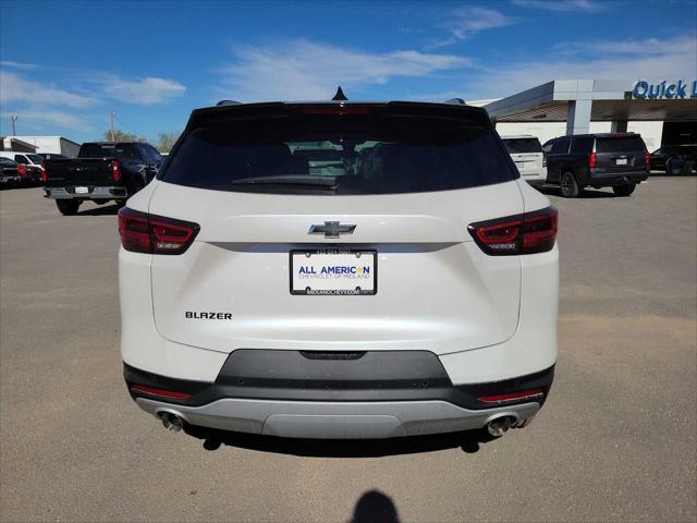 new 2025 Chevrolet Blazer car, priced at $39,825