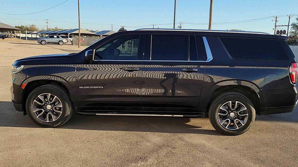 used 2023 Chevrolet Suburban car, priced at $47,000