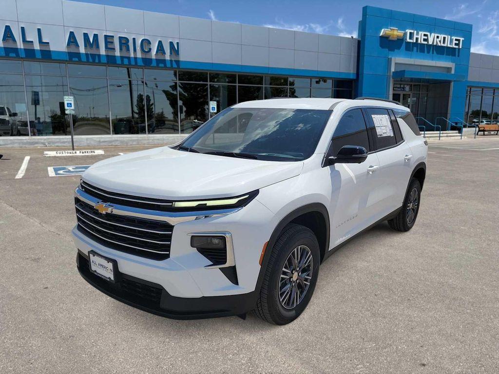 new 2026 Chevrolet Traverse car, priced at $43,920