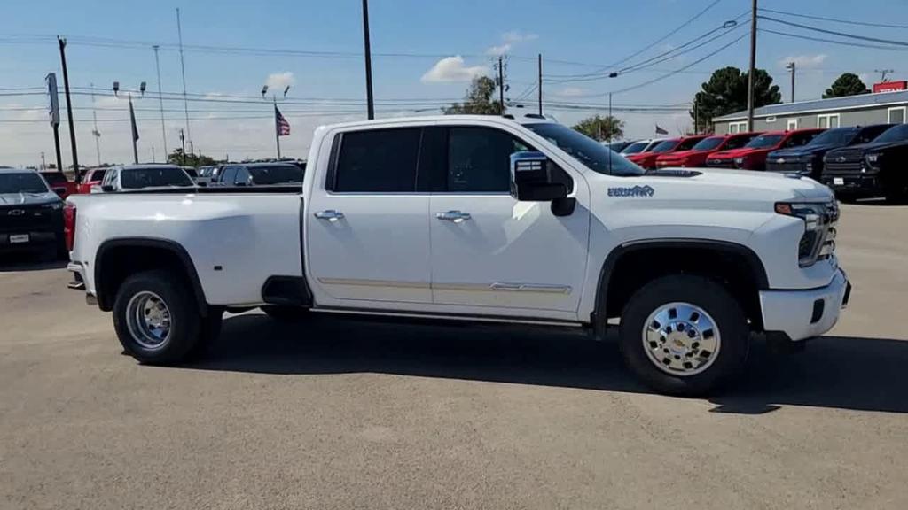 new 2025 Chevrolet Silverado 3500 car, priced at $93,535
