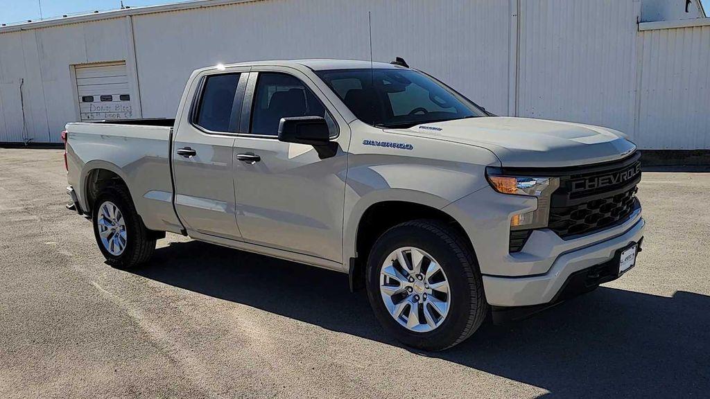 new 2026 Chevrolet Silverado 1500 car, priced at $39,645