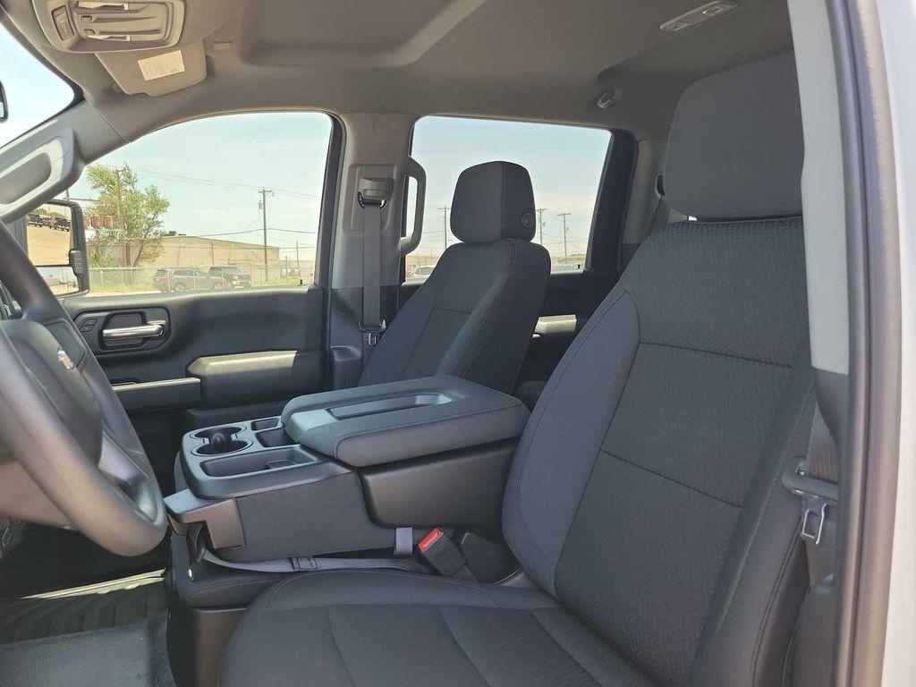 new 2025 Chevrolet Silverado 3500 car, priced at $70,385