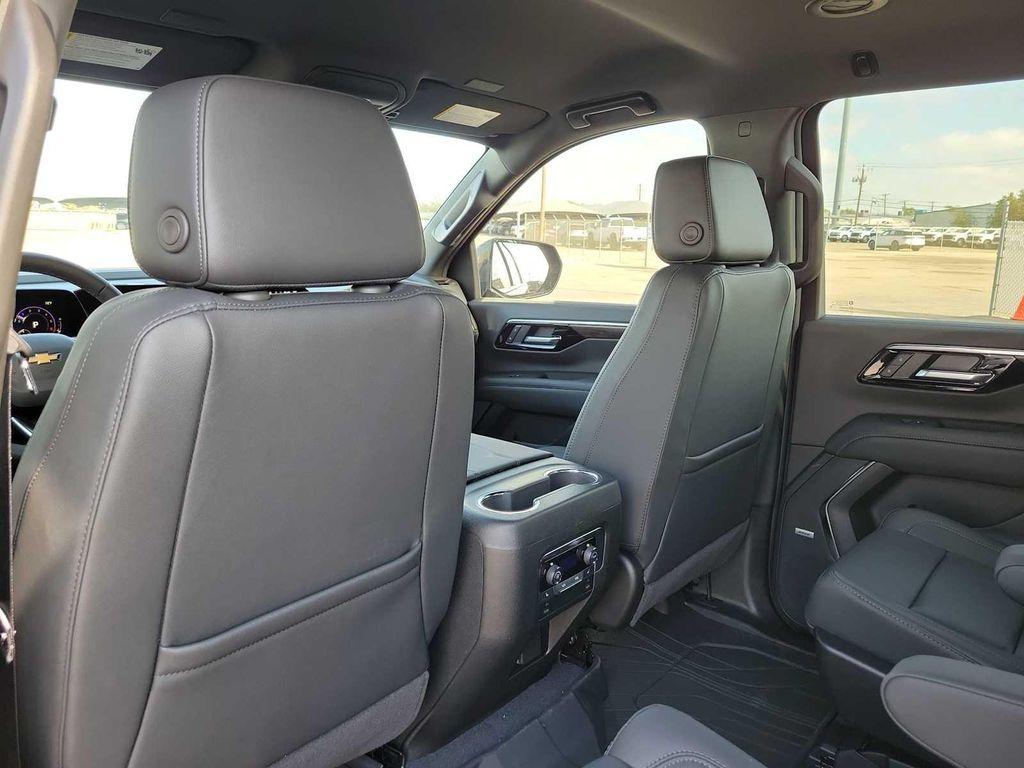new 2026 Chevrolet Suburban car, priced at $73,275