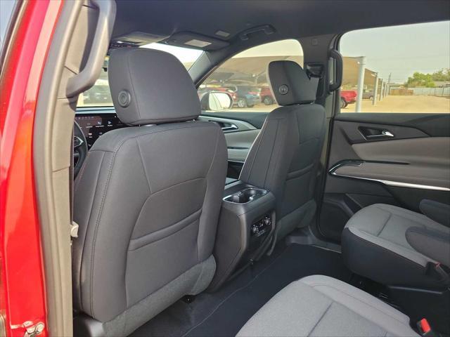 new 2025 Chevrolet Traverse car, priced at $42,690