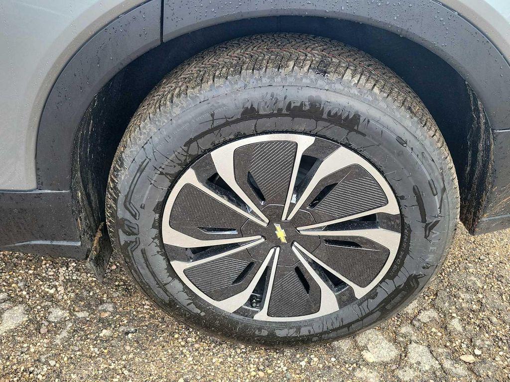 new 2025 Chevrolet Blazer EV car, priced at $39,595