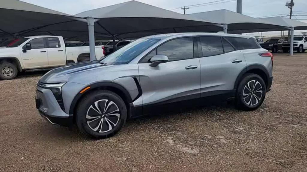 new 2025 Chevrolet Blazer EV car, priced at $39,595