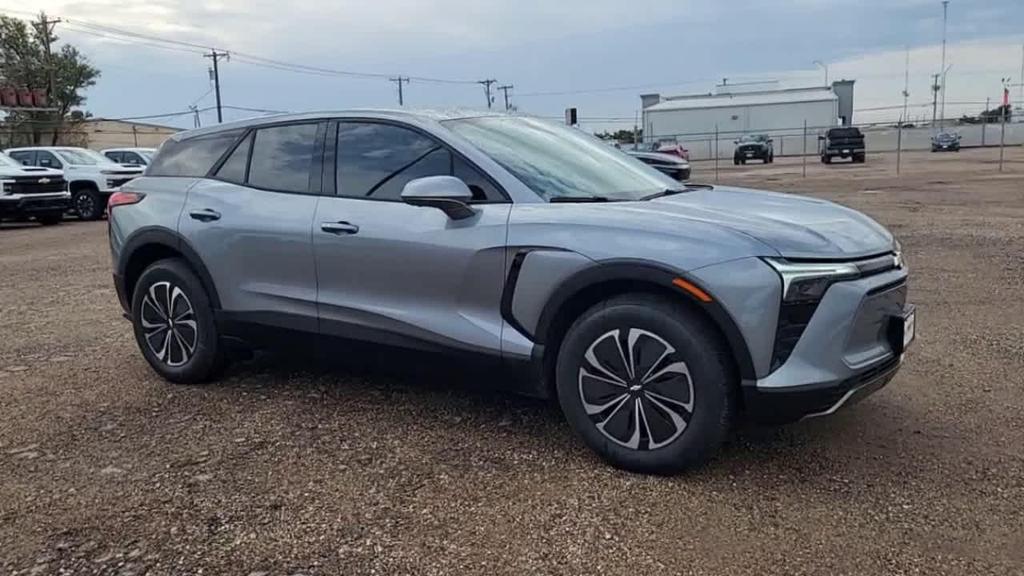 new 2025 Chevrolet Blazer EV car, priced at $39,595