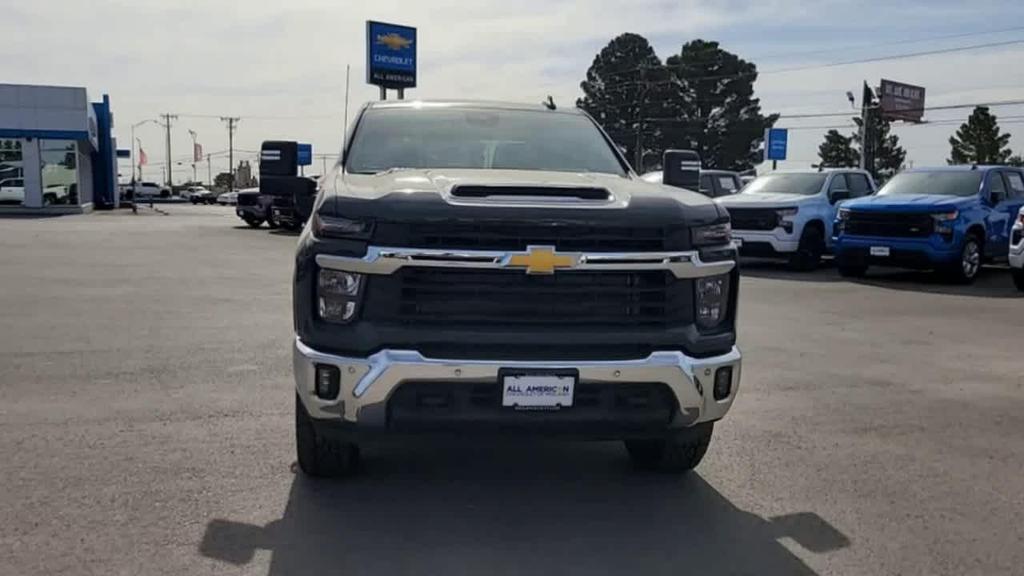 new 2025 Chevrolet Silverado 2500 car, priced at $65,830