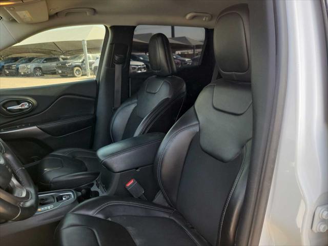 used 2019 Jeep Cherokee car, priced at $17,995