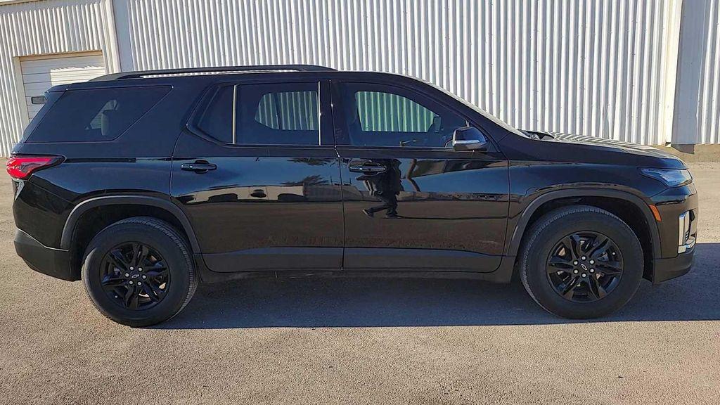 used 2024 Chevrolet Traverse car, priced at $33,500