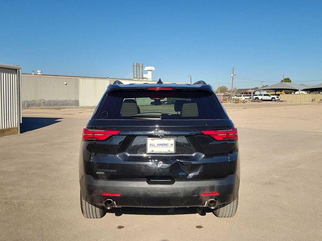 used 2024 Chevrolet Traverse car, priced at $33,500