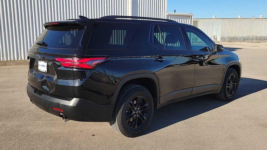 used 2024 Chevrolet Traverse car, priced at $33,500