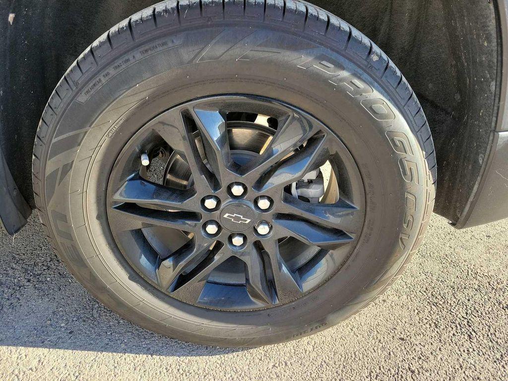 used 2024 Chevrolet Traverse car, priced at $33,500