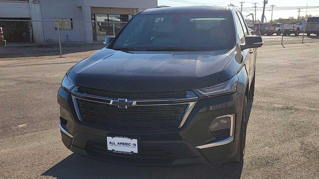 used 2024 Chevrolet Traverse car, priced at $33,500